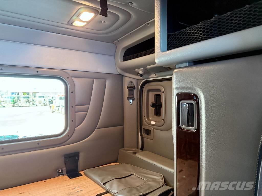 Peterbilt 389 牵引车