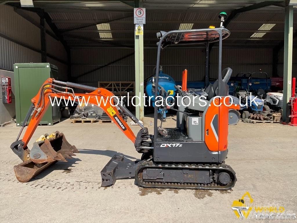 Doosan DX 17 小型挖掘机