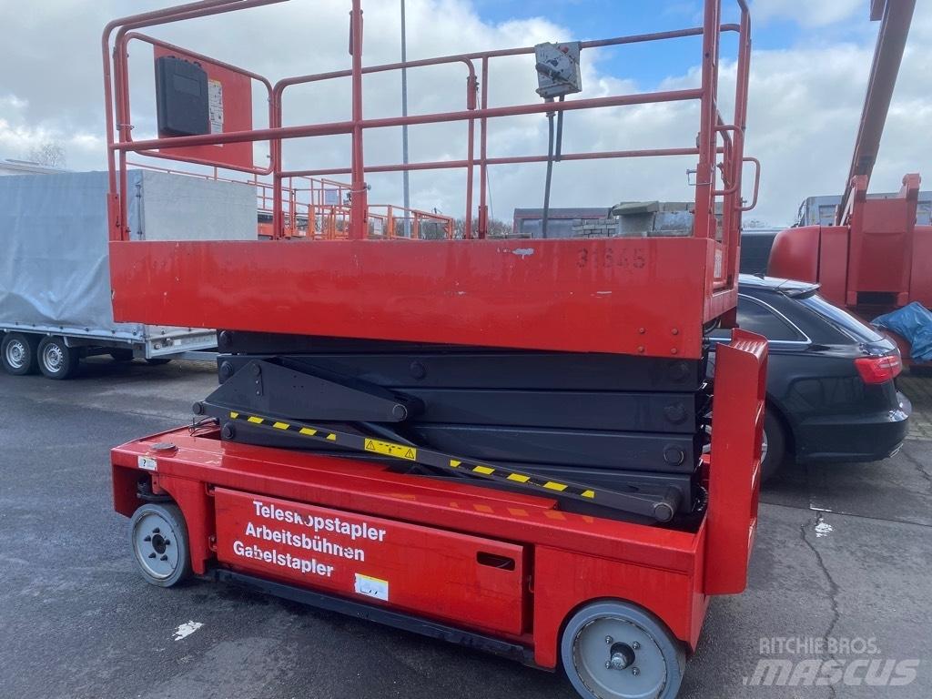 Manitou 100 XEL 剪叉式升降机