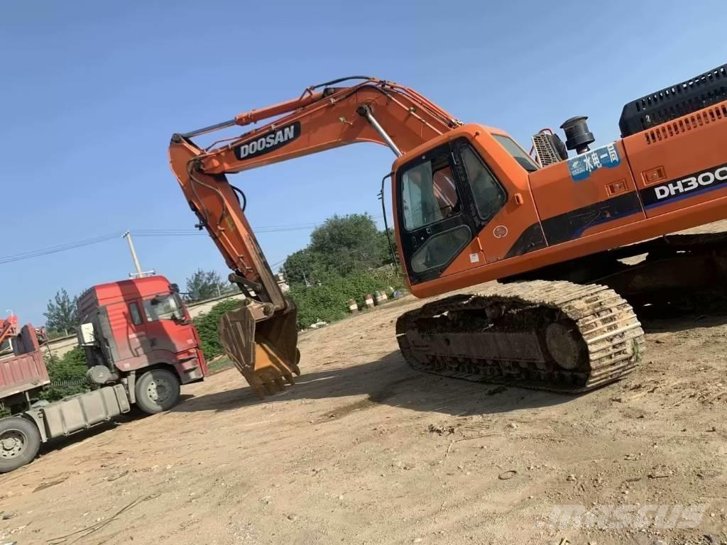 Doosan DH300 履带挖掘机