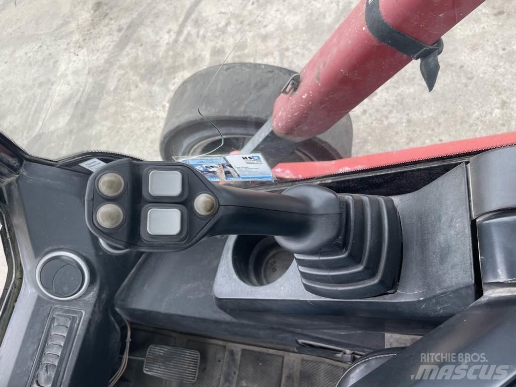 JCB R260 粉碎机