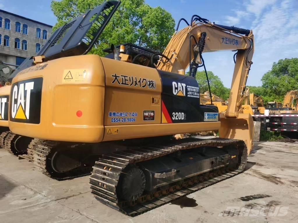 CAT 320d2 履带挖掘机