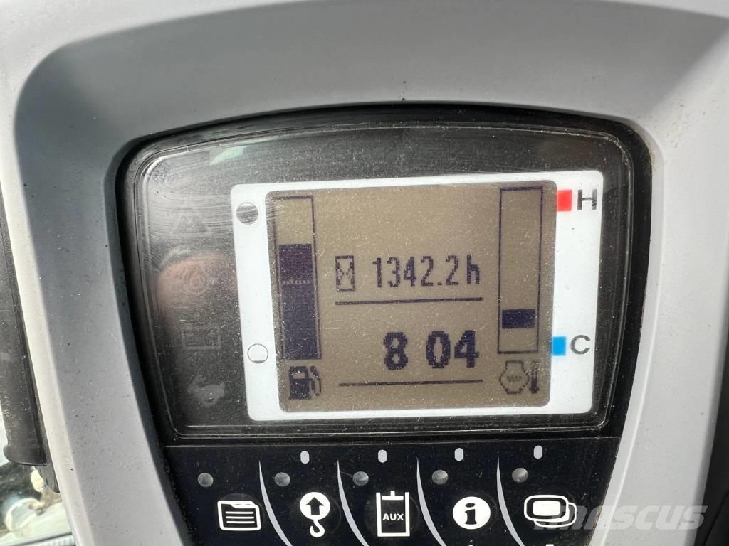 Kubota KX 080-4 中型挖掘机