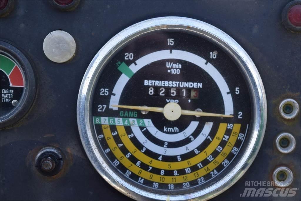 John Deere 2130 拖拉机/农用车