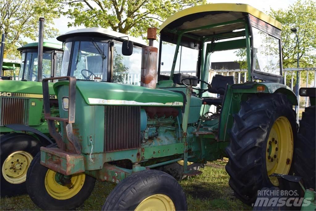 John Deere 2130 拖拉机/农用车