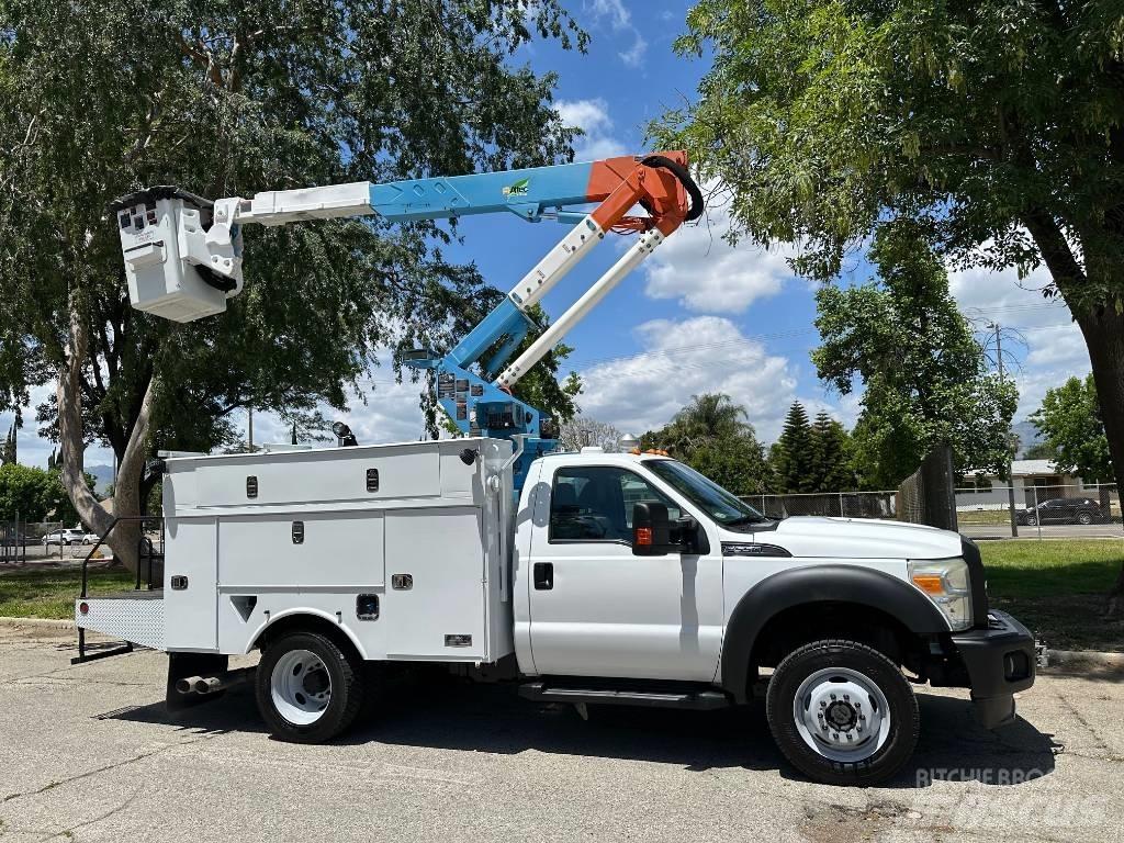 Ford F 550 SD 车载式高空作业车