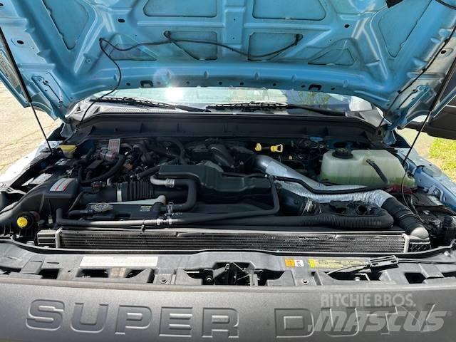Ford F 550 SD 车载式高空作业车