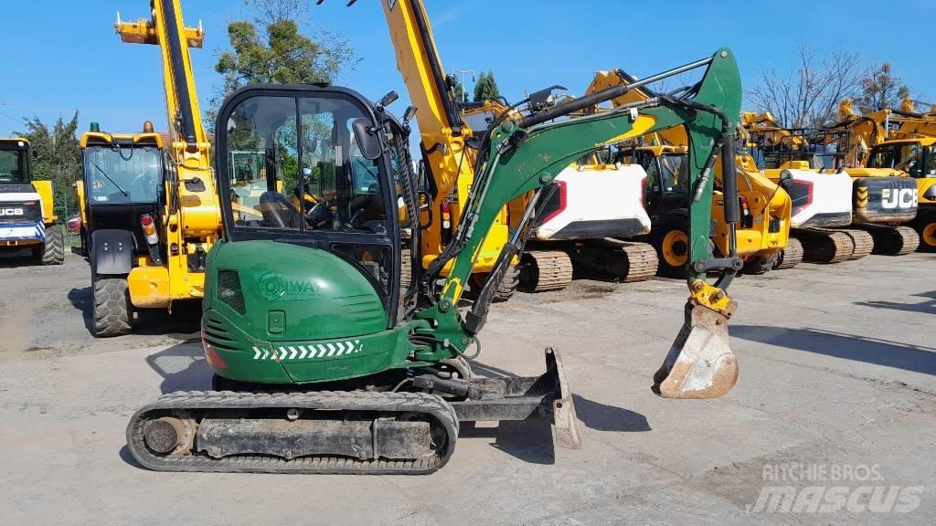 JCB 8025 ZTS 小型挖掘机