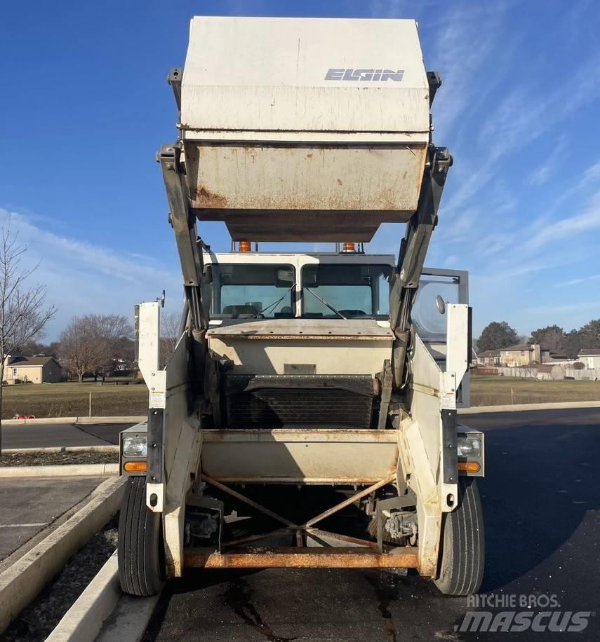 Elgin Pelican P 道路清扫车