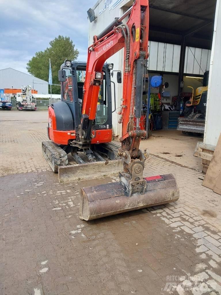 Kubota U 36-4 小型挖掘机