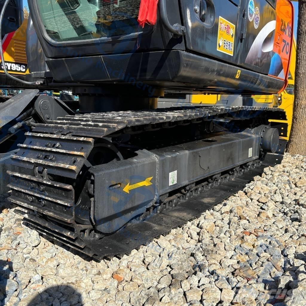 Hitachi ZX70 小型挖掘机