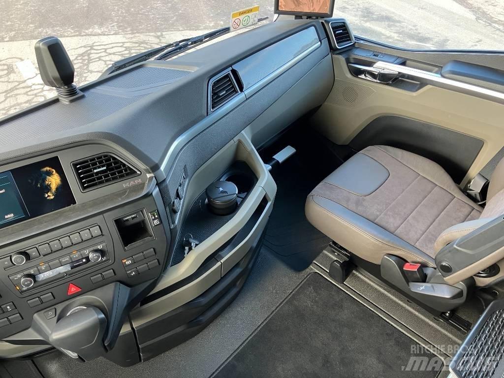 MAN TGX 26.520 厢式货车