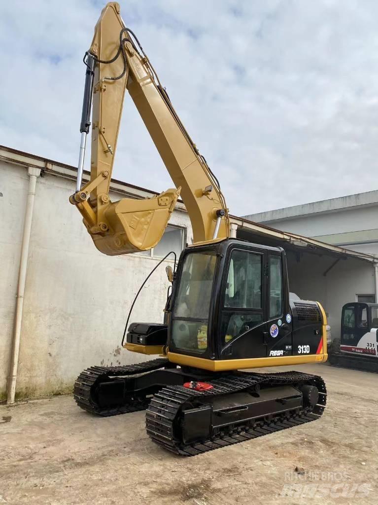 CAT 313 D 履带挖掘机