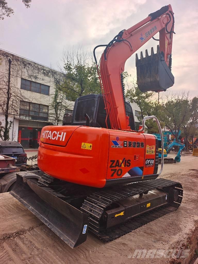 Hitachi Zaxis 70 小型挖掘机