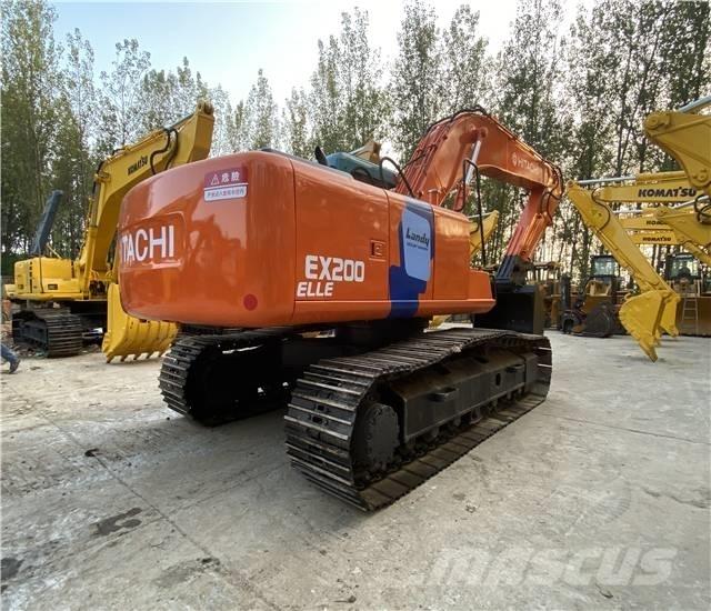 Hitachi EX 200-2 履带挖掘机