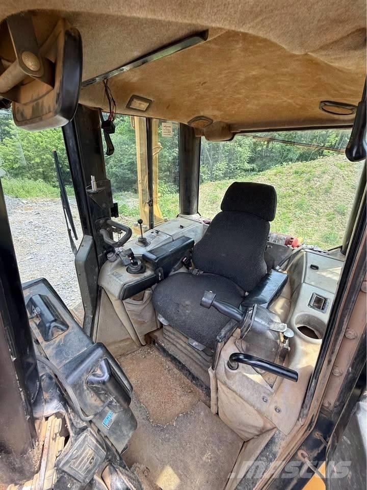 CAT D 6 N XL 履带式推土机