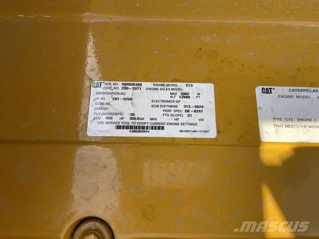CAT 349 履带挖掘机