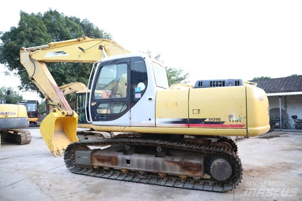 Sumitomo SH200-3 履带挖掘机