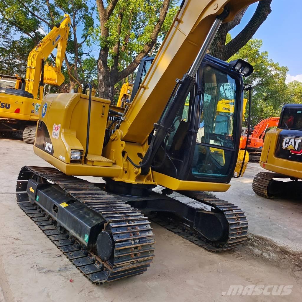 CAT 307 D 中型挖掘机
