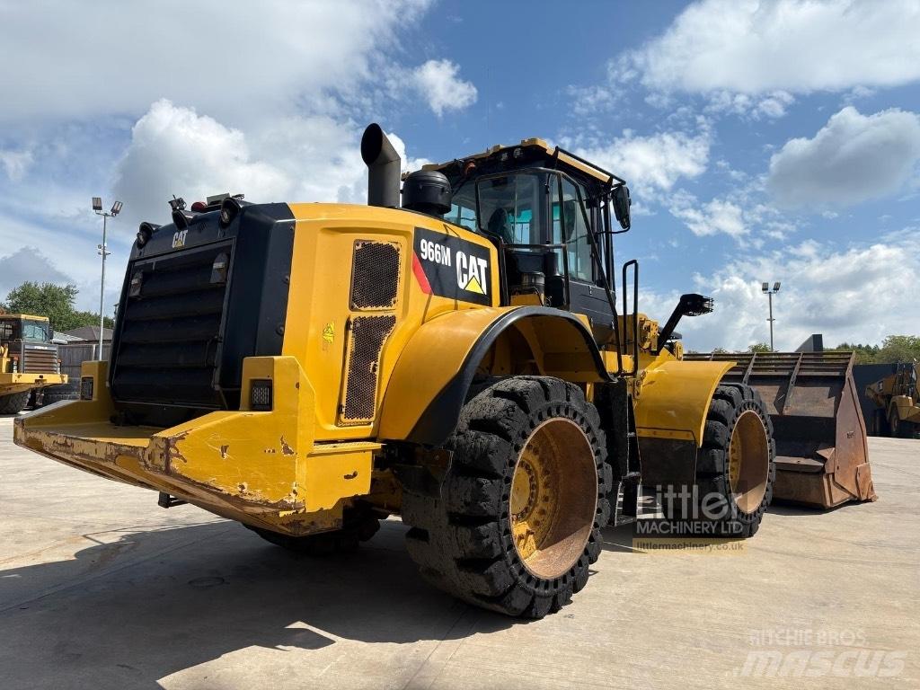 CAT 966 M 轮式装载机