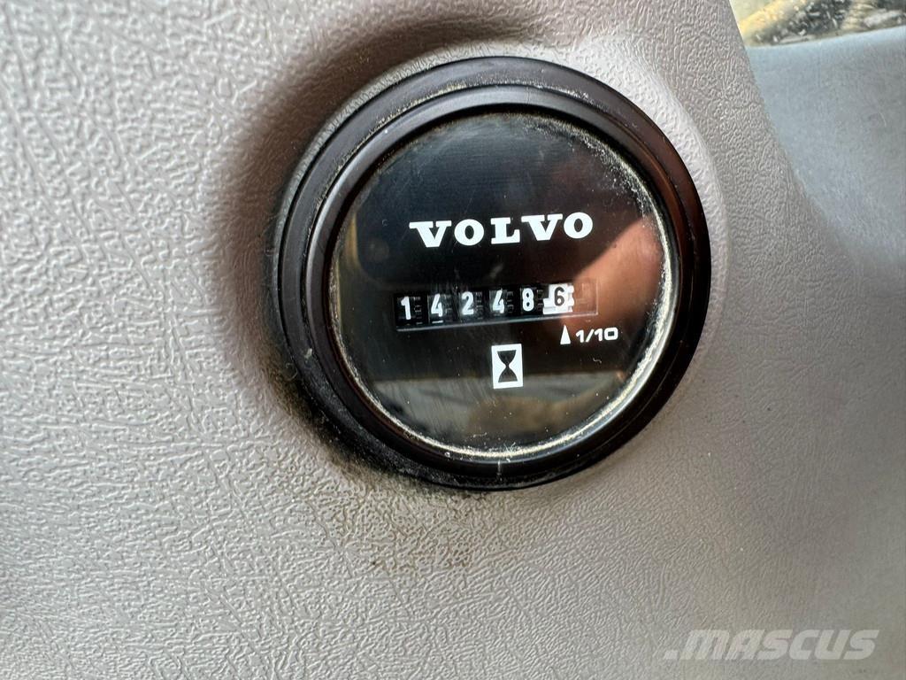 Volvo EC750EL 履带挖掘机