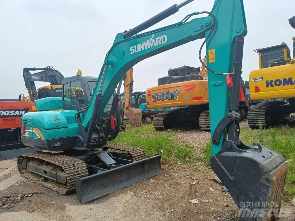 Sunward SWE80E 小型挖掘机