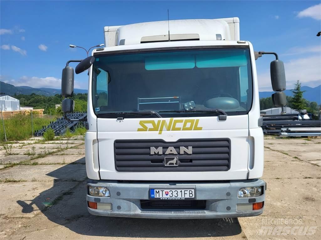 MAN TGL 8.180 厢式货车