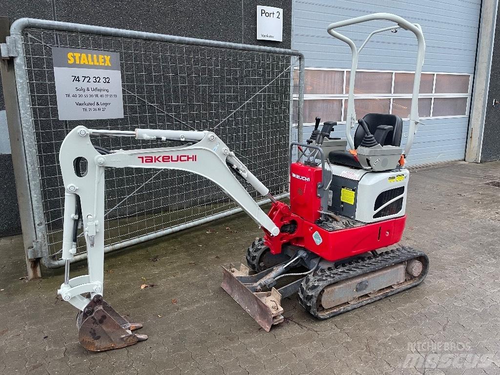 Takeuchi TB210R 小型挖掘机