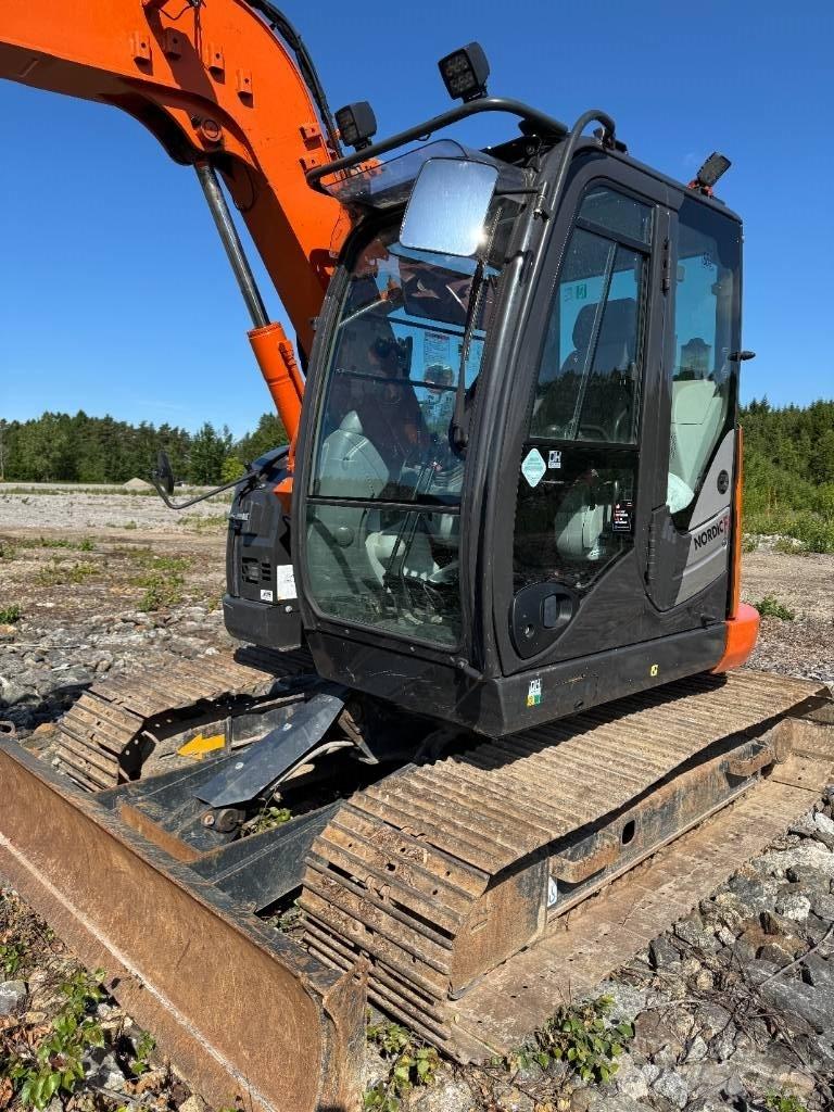 Hitachi ZX 85 US-6 中型挖掘机