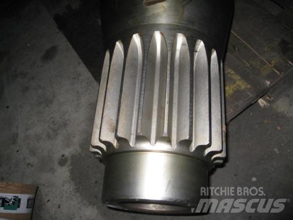 Timberjack 210H 收割起重机