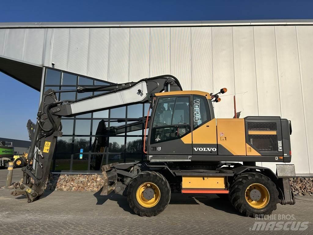 Volvo EW180E 轮式挖掘机