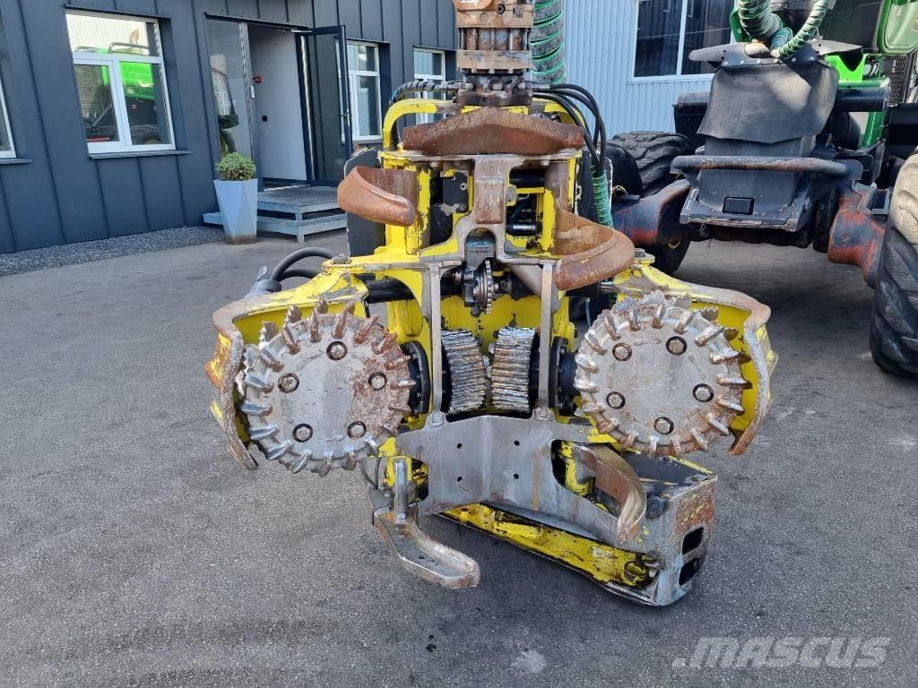 John Deere 1270 G 收割机