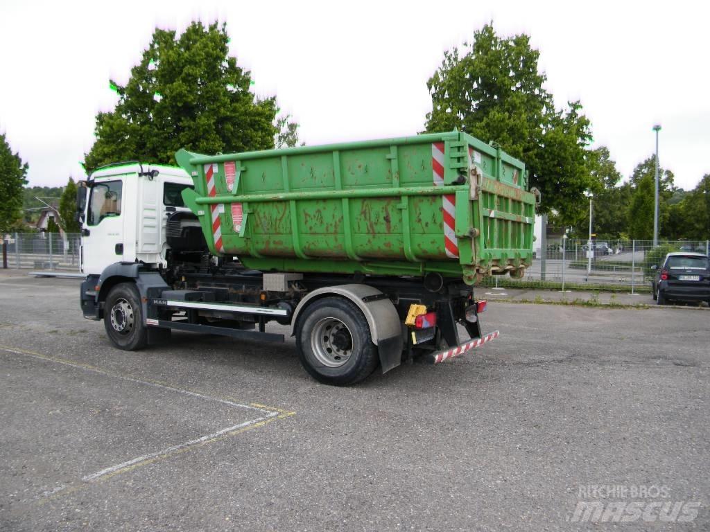 MAN TGM 18.320 工程吊钩车