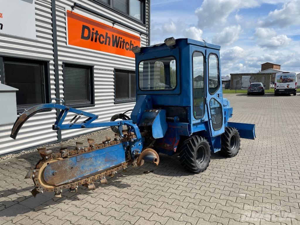 Ditch Witch 3700 DD 挖沟机