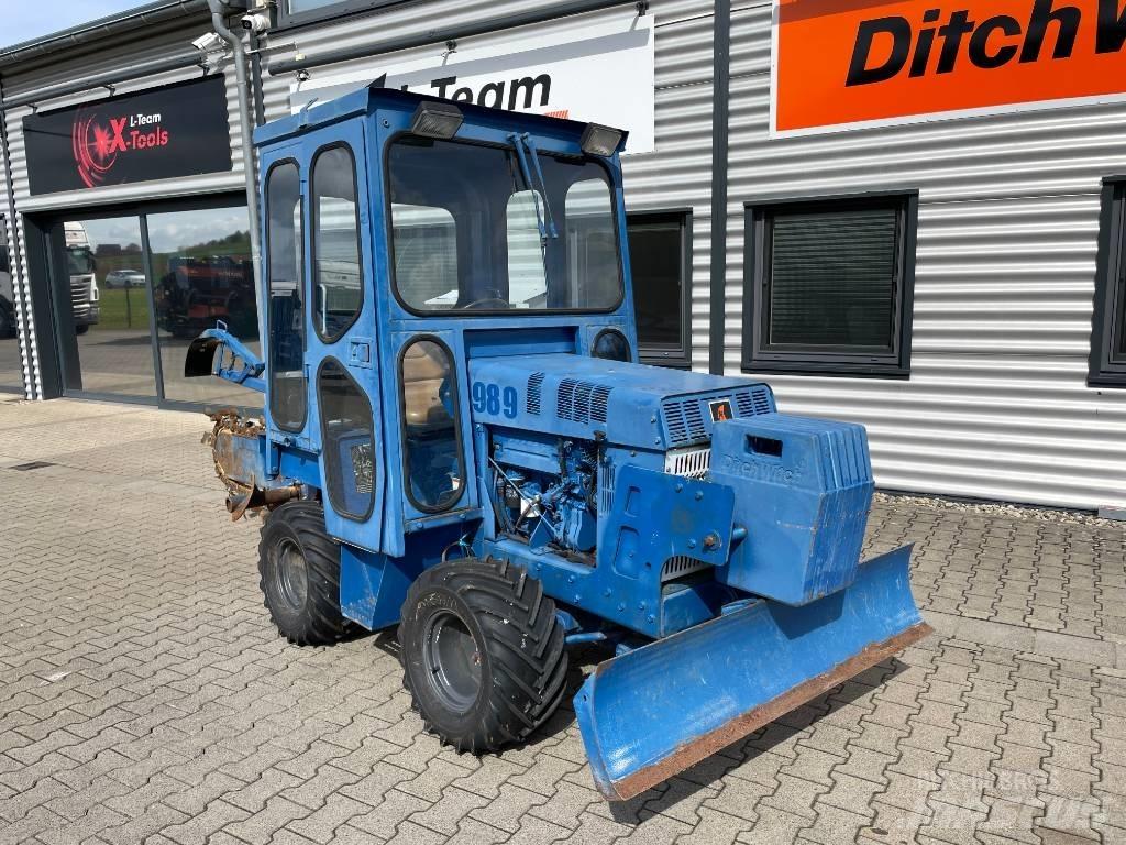 Ditch Witch 3700 DD 挖沟机