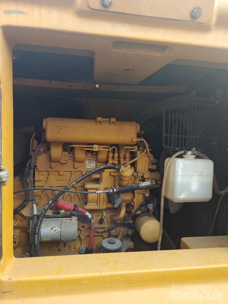 CAT 307.5 小型挖掘机