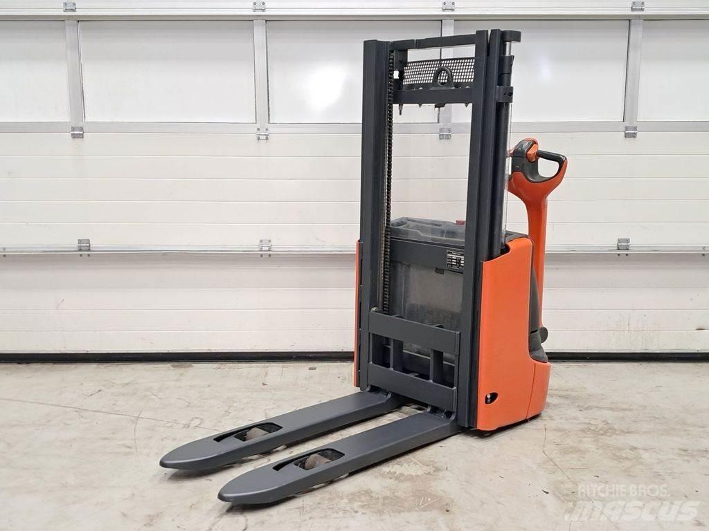 Linde L10B 手推堆垛车