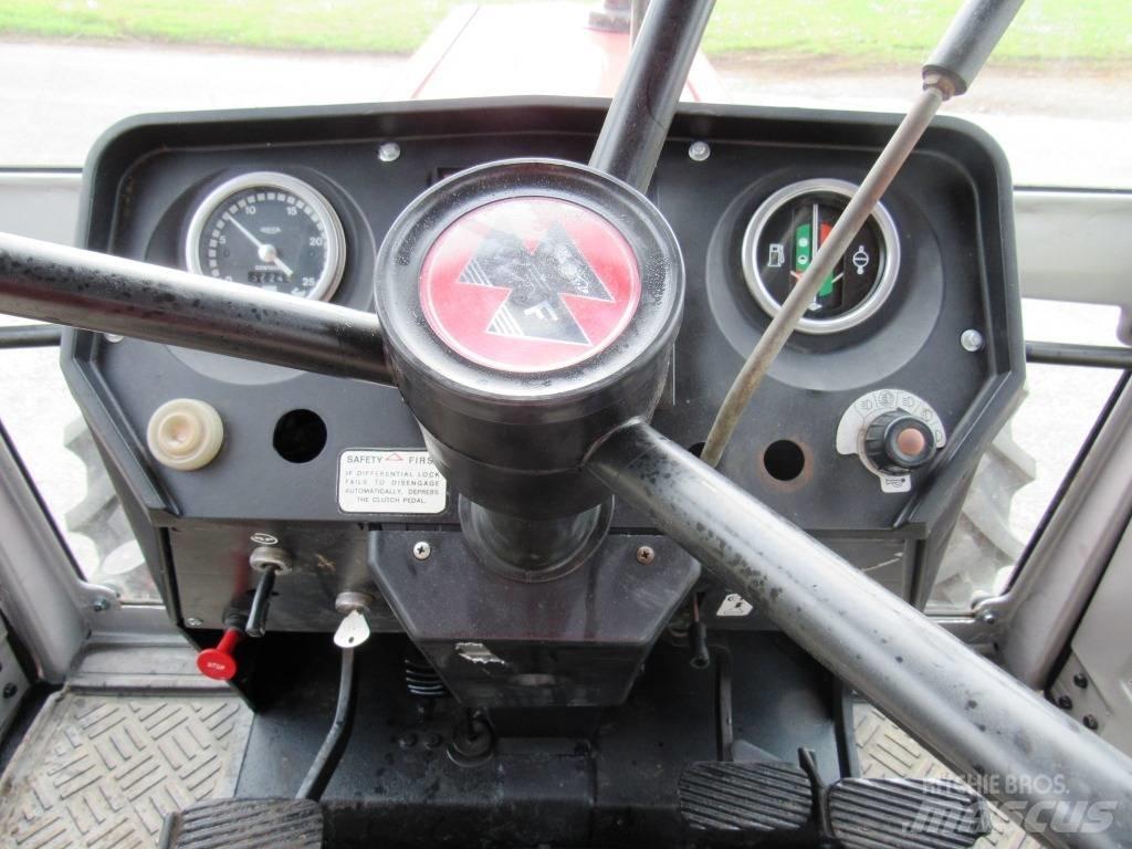 Massey Ferguson 690 拖拉机/农用车
