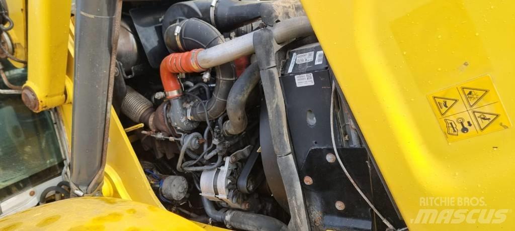 New Holland B 115 C 反铲装载机