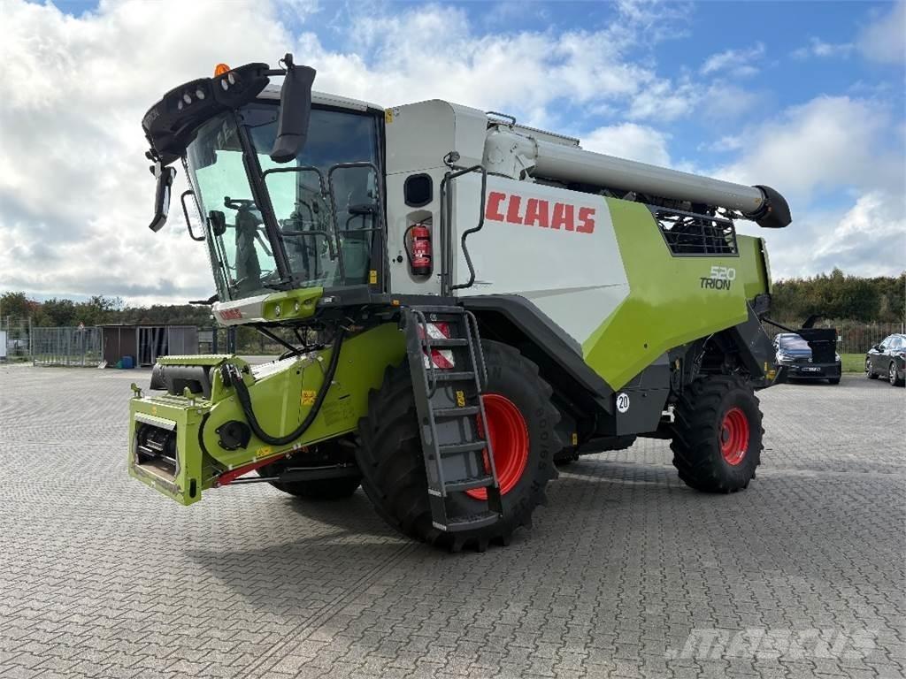 CLAAS TRION 520 联合收割机
