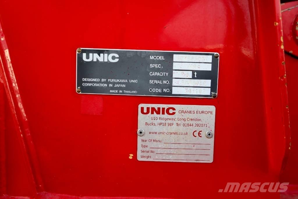 Unic URW-506 轻小型起重机