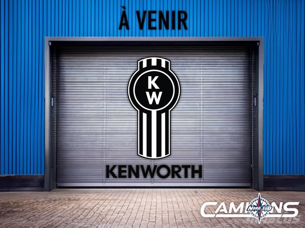Kenworth W 990 牵引车