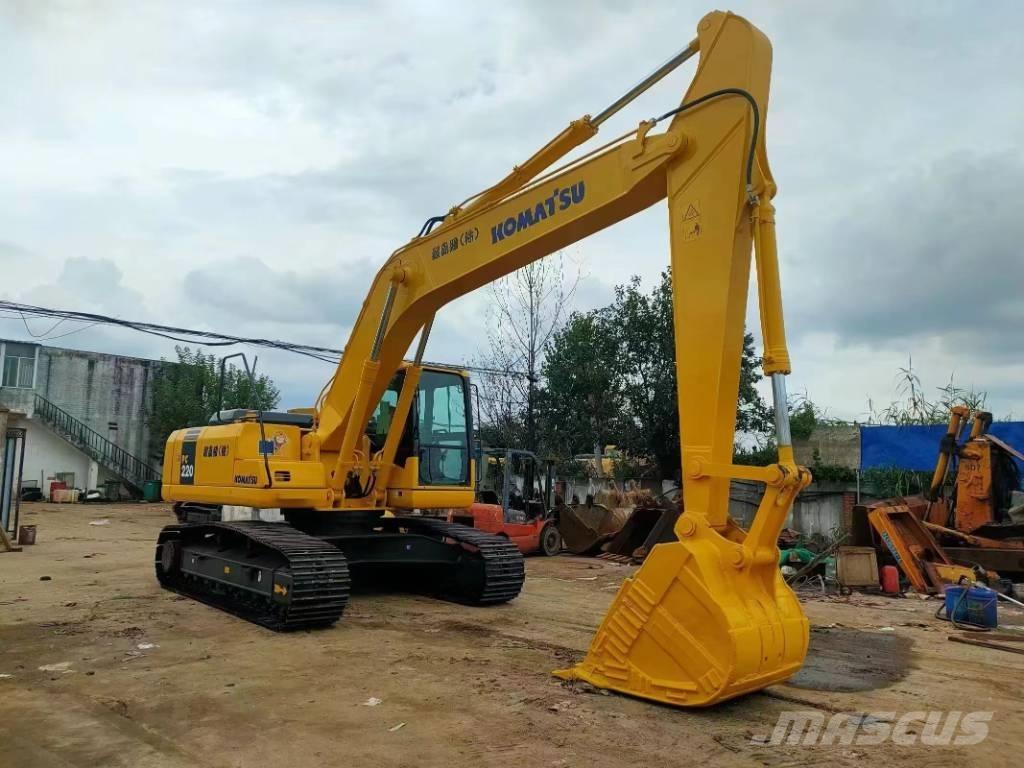 Komatsu PC 220 履带挖掘机