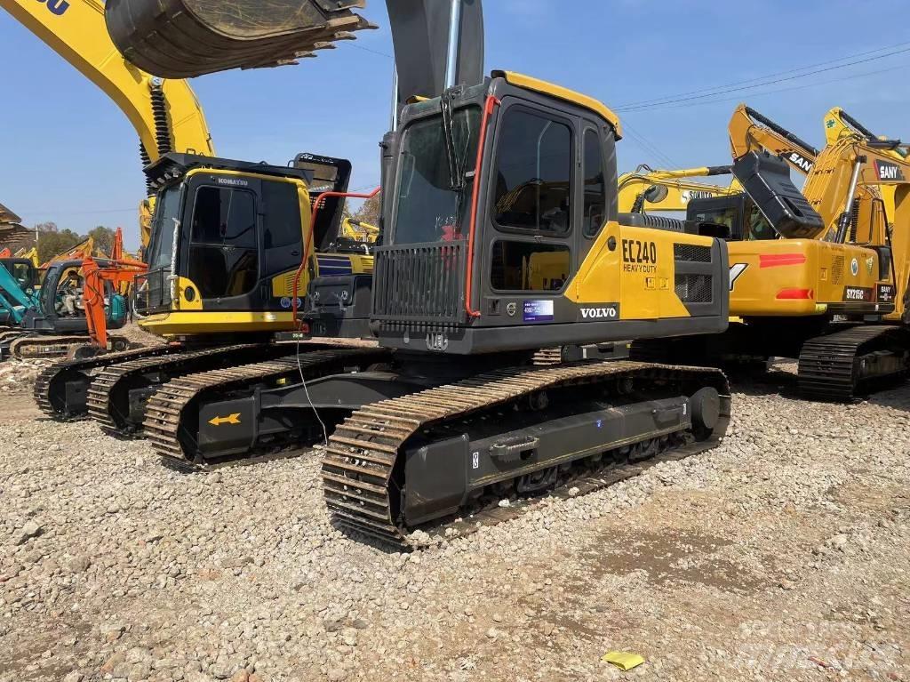 Volvo ec240 长臂挖掘机