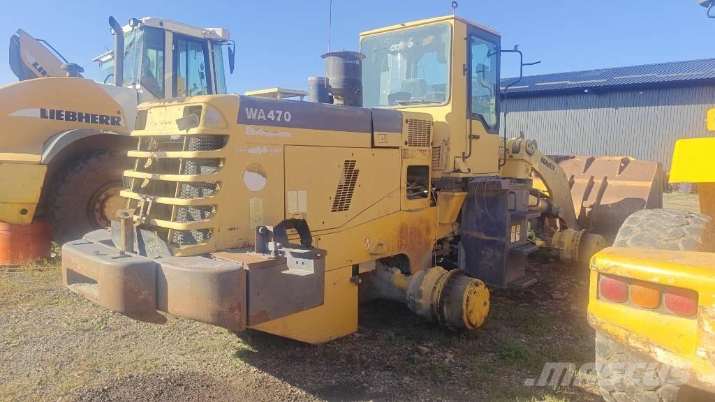 Komatsu WA 470-3H 吊杆和铲斗