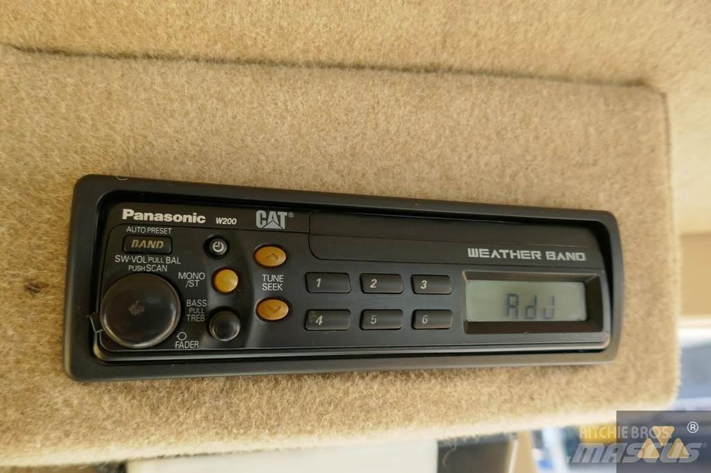 CAT 140H 平地机/推土机
