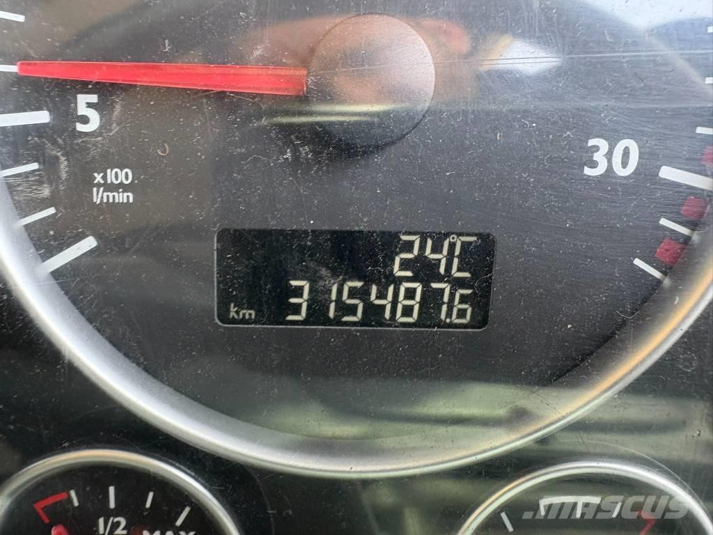 MAN TGS 26.360 油罐车