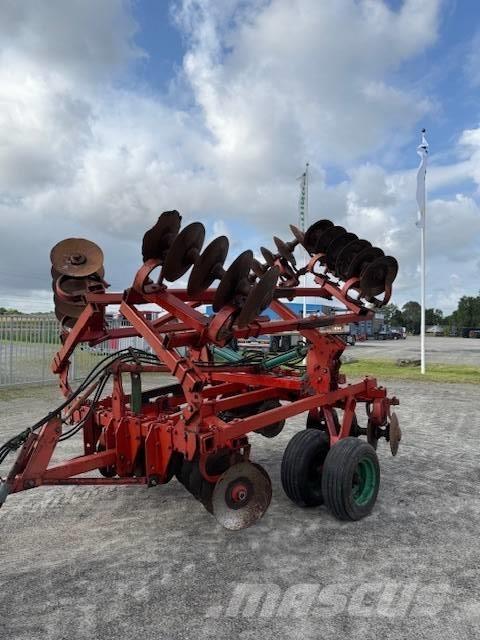 Kverneland 5 M 圆盘耙