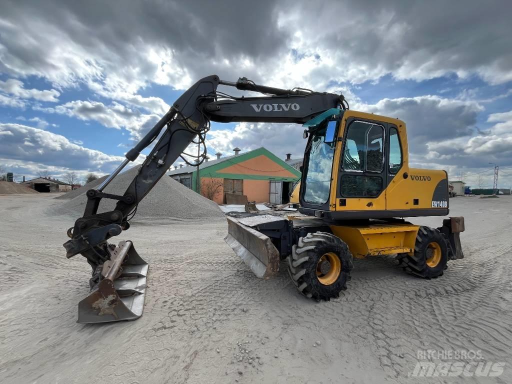 Volvo EW 140 B 轮式挖掘机