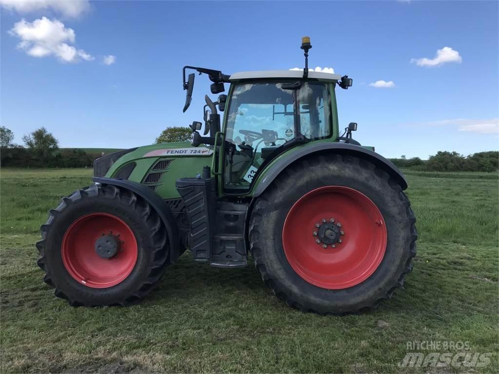 Fendt 724 Vario 拖拉机/农用车